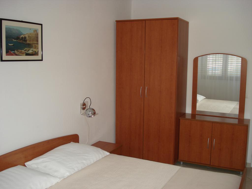 Apartments Luka Korcula Town Bagian luar foto