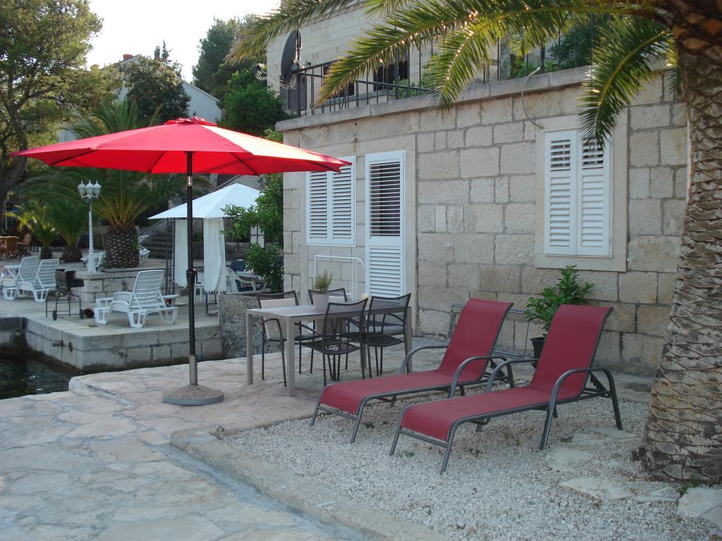 Apartments Luka Korcula Town Bagian luar foto