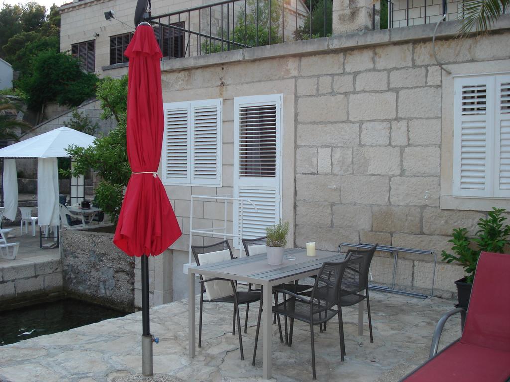 Apartments Luka Korcula Town Bagian luar foto
