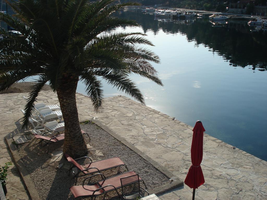 Apartments Luka Korcula Town Bagian luar foto