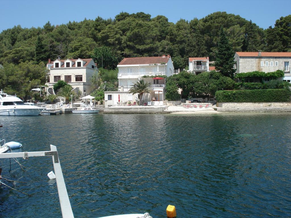 Apartments Luka Korcula Town Bagian luar foto